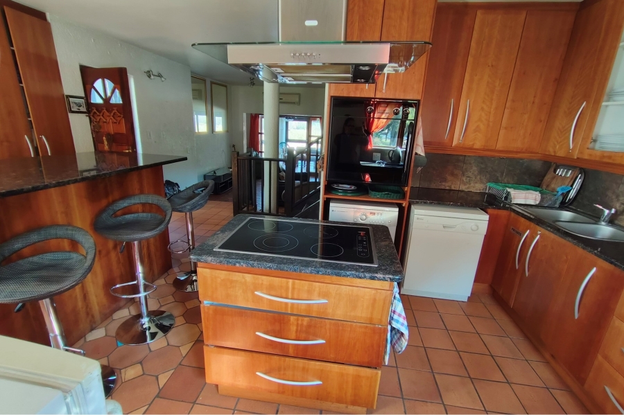 3 Bedroom Property for Sale in Ile du Lac North West